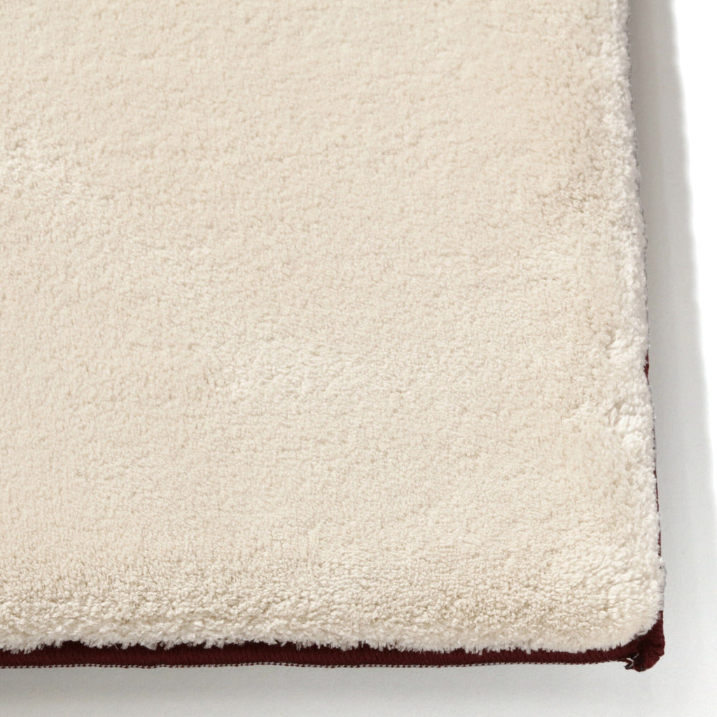 Tapis petit grège X marron