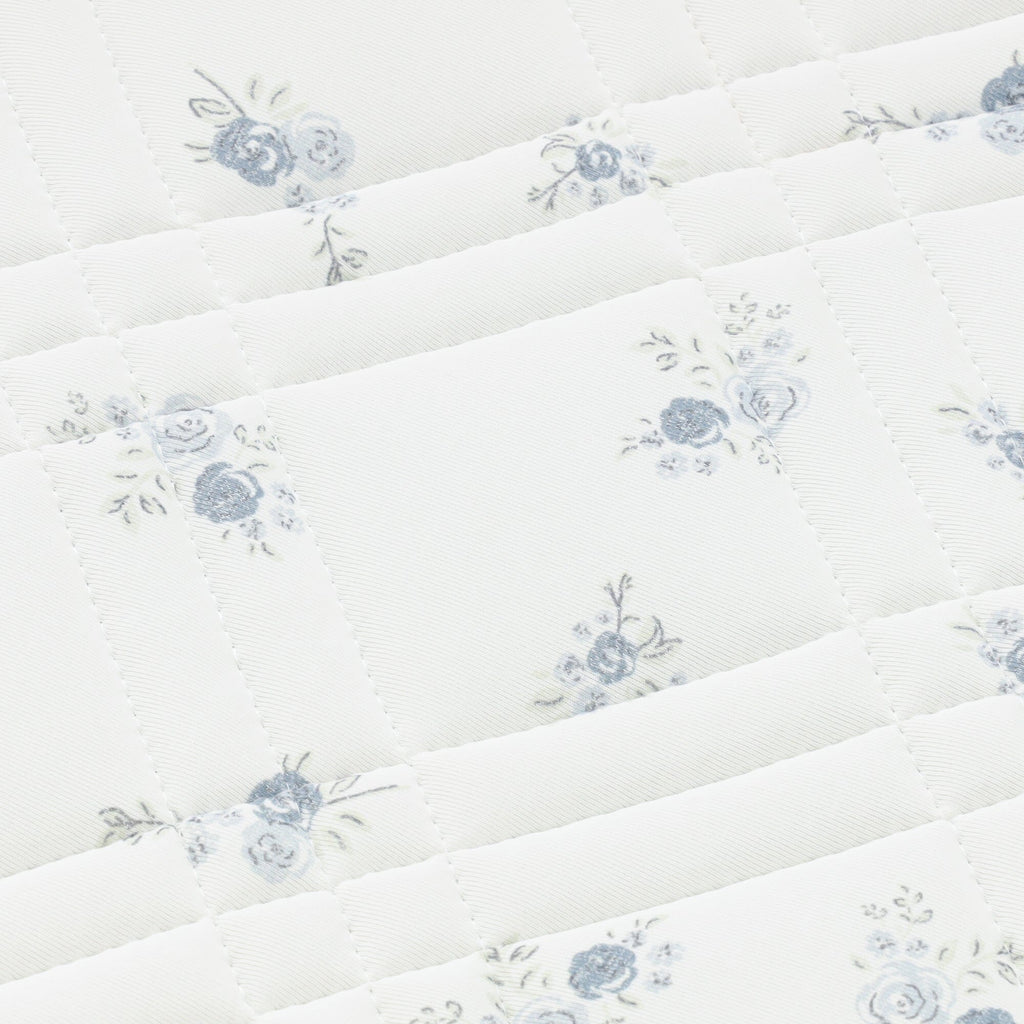 Rug Scallop Medium Light Blue